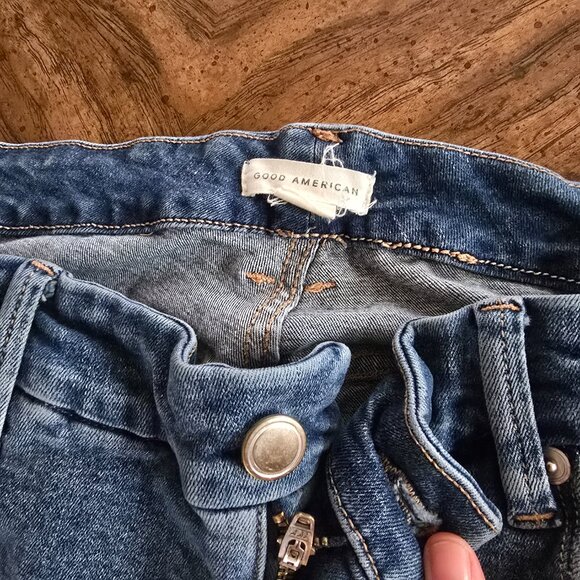 Good American Women's (16) Blue Jeans Indigo 402 Stretch Zipper w/Button Closure - Picture 2 of 16